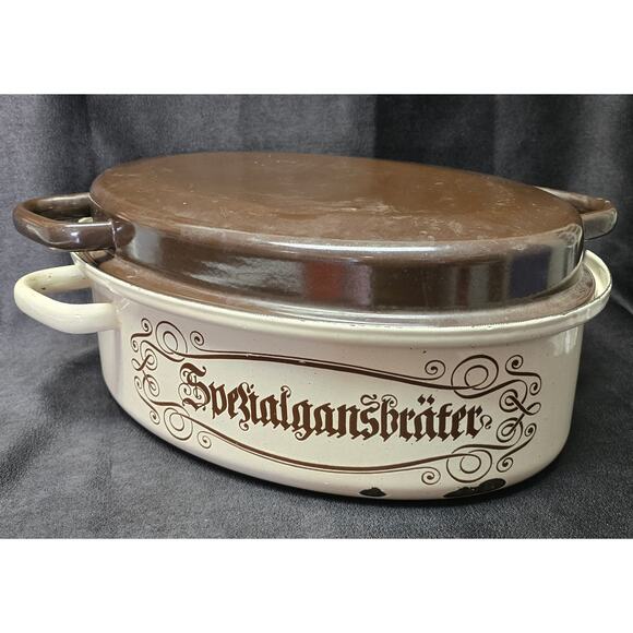 Vintage Large Tan & Brown Iron Roaster Frying Pan Roasting Pot Casserole Dish - Picture 4 of 13